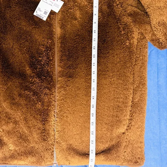 Uniqlo Plush Teddy Zip-Up Jacket - Chestnut Brown Cozy Soft. - Picture 5 of 6